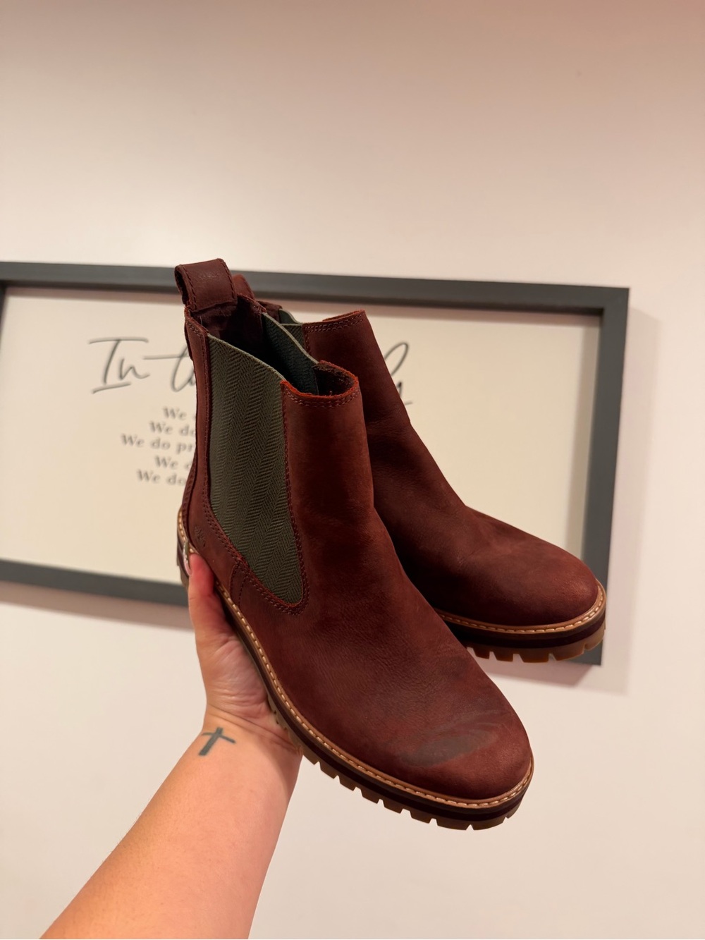 Women ‘s Timberland Chelsea boot